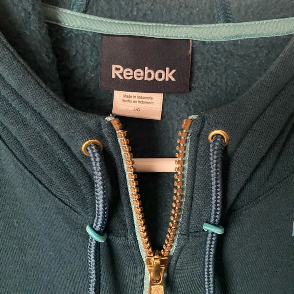 blue reebok hoodie - Picture 3 of 3